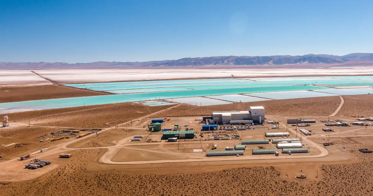 Logística del litio en la Puna argentina: el mineral del futuro y sus desafíos de transporte